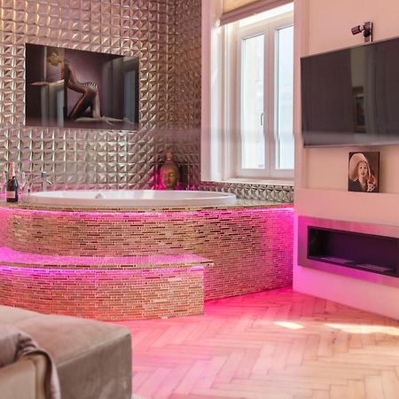 Budapest Eye Presidential With Jacuzzi & Sauna מראה חיצוני תמונה