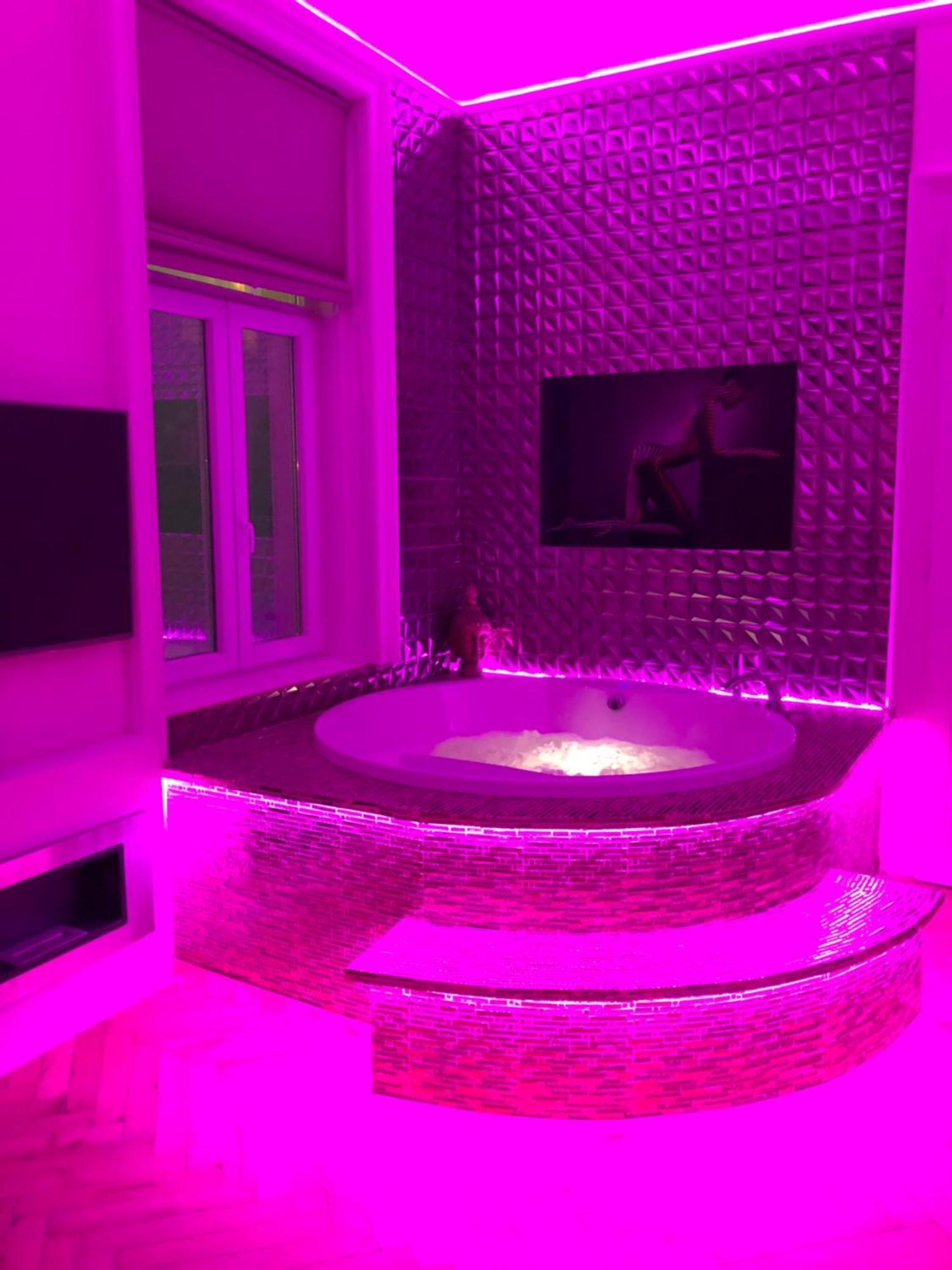 Budapest Eye Presidential With Jacuzzi & Sauna מראה חיצוני תמונה